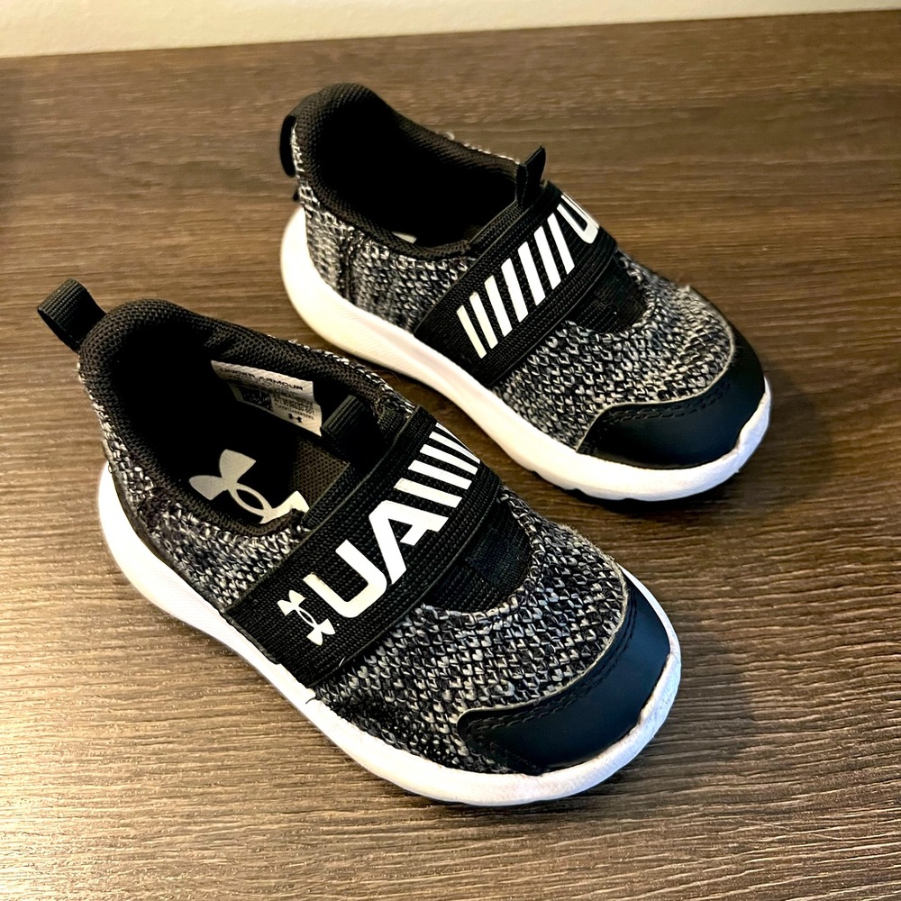 Under Armour slip on running shoes